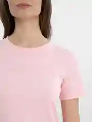 Розовый футболка женская