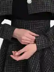 Черный твидовый костюм двойка с юбкой