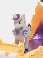 Белый игровой набор  My Little Pony с королевской тележкой