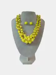 Желтый бижутерия, объёмный комплект: бусы и серьги