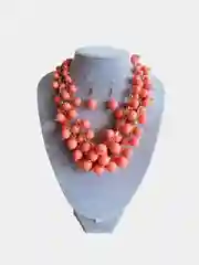 Желтый бижутерия, объёмный комплект: бусы и серьги