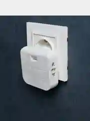 Тройник для розетки поворотный с USB