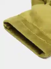 Салатовый худи на КПП