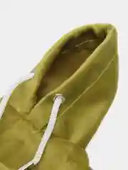 Салатовый худи на КПП