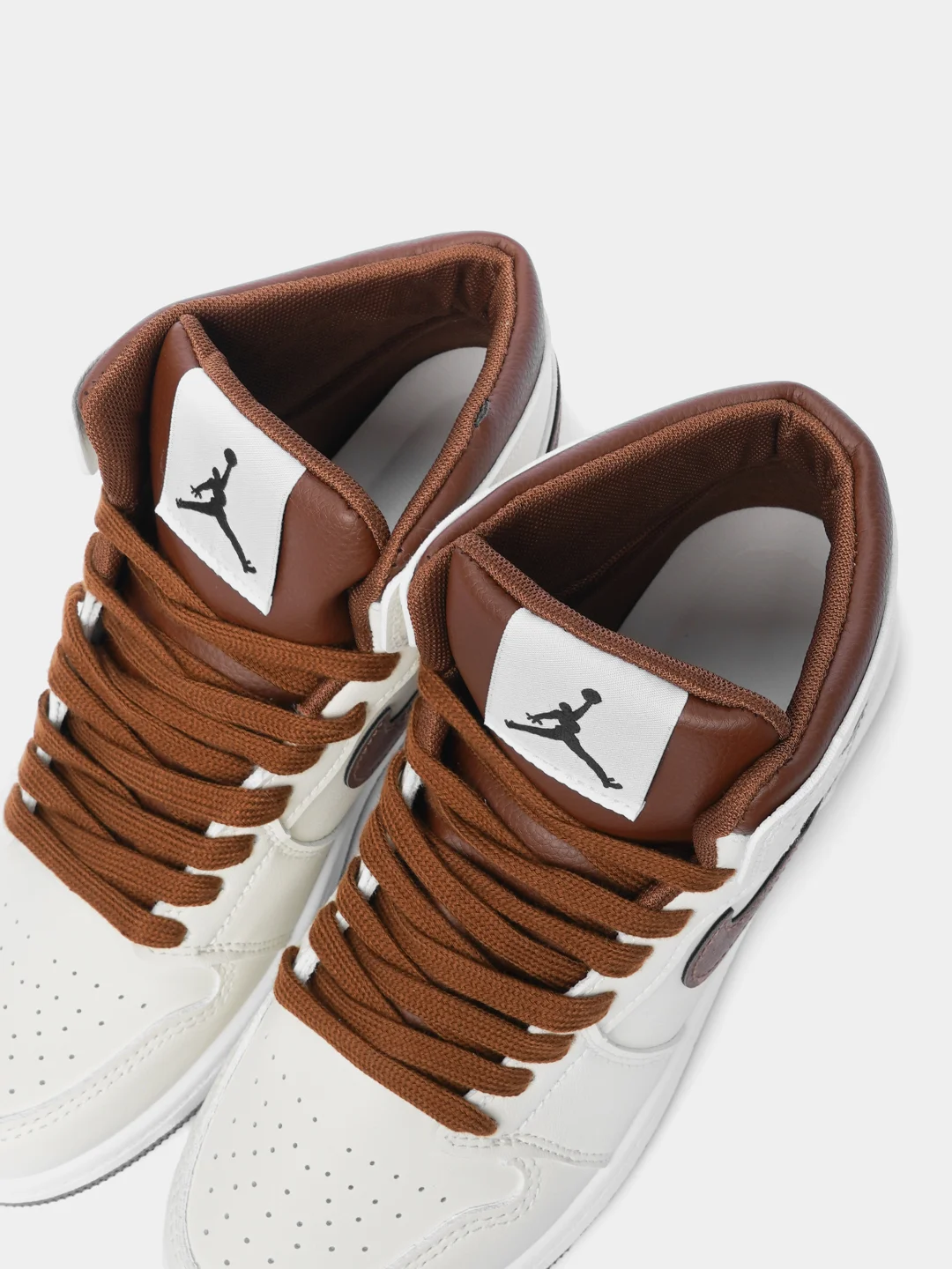 Коричневый кроссовки женские высокие Nike, Air Jordan