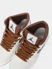 Коричневый кроссовки женские высокие Nike, Air Jordan