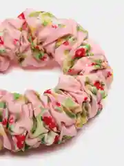 Розовый резинка