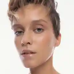 Тональная основа матирующая Skinnovation Matte Influence Beauty, тон 04