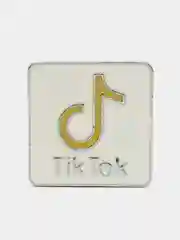 Желтый пин металлический на булавке tik-tok