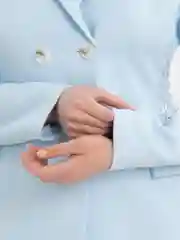 Белый пиджак женский с завязками , на шнуровке