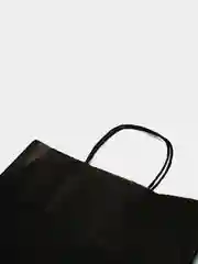 Черный бумажный пакет подарочный, для подарков