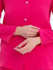 Тёмно-розовый костюм с шортами женский из муслина
