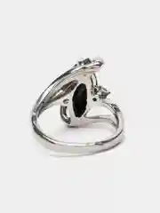 Серебряный кольцо