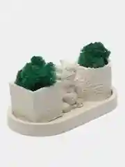 Зеленый дракон и кашпо