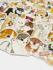 Хаки наклейки котики