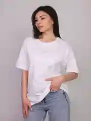 Белый базовая футболка оверсайз