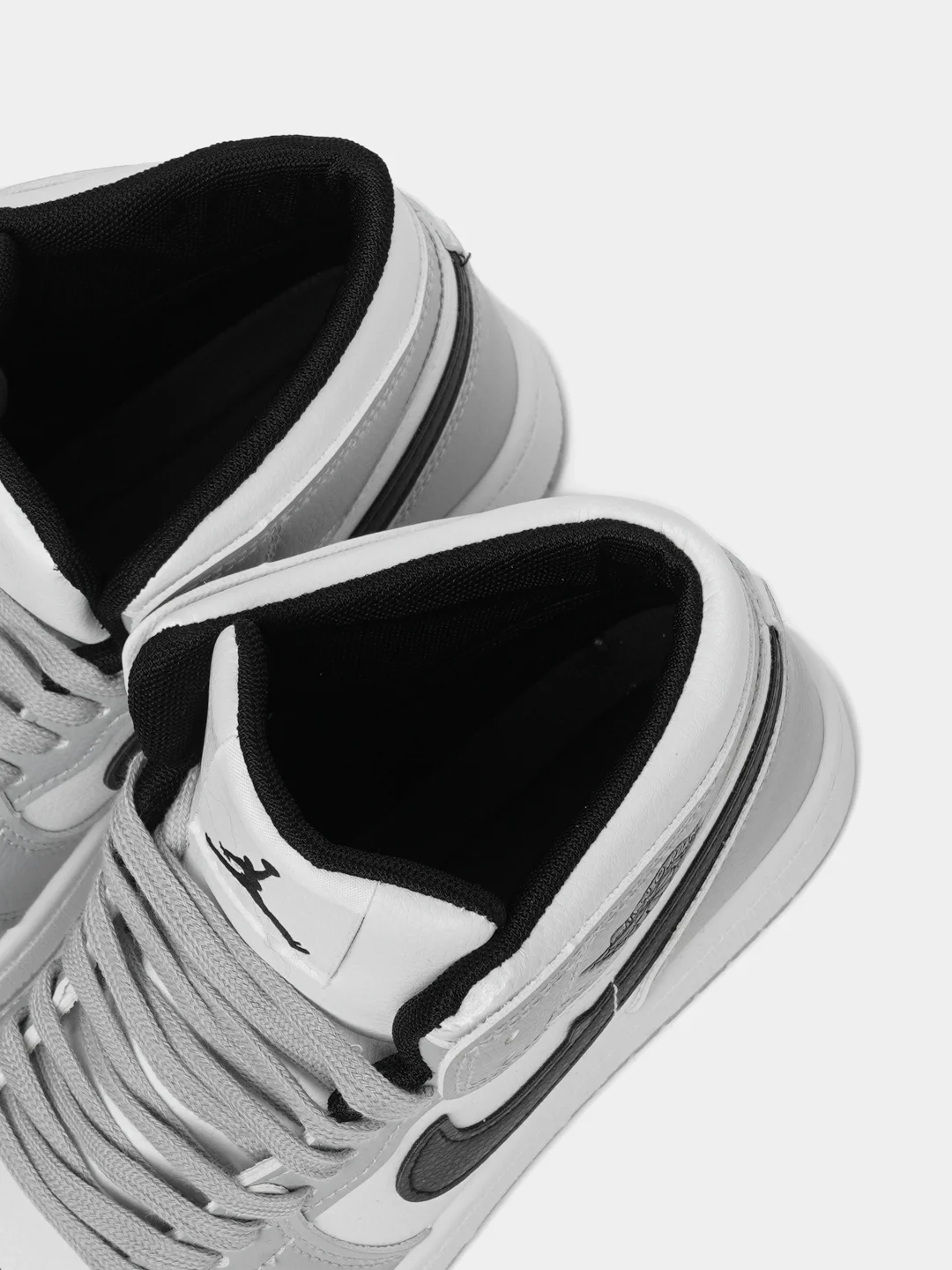 Серебряный кроссовки женские высокие Nike, Air Jordan
