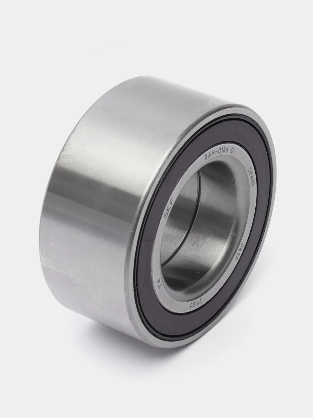 Подшипник ступицы PEUGEOT 207, 307, 308 CITROEN C3, C4, C5 передний SKF VKBA3584