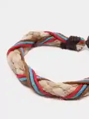 Плетеный браслет