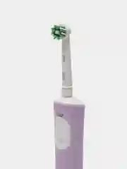 Электрическая зубная щетка Oral-B Vitality Pro Protect X Purple