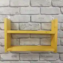 Желтый полка настенная деревянная