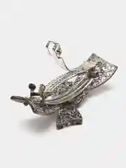 Серебряный заколка