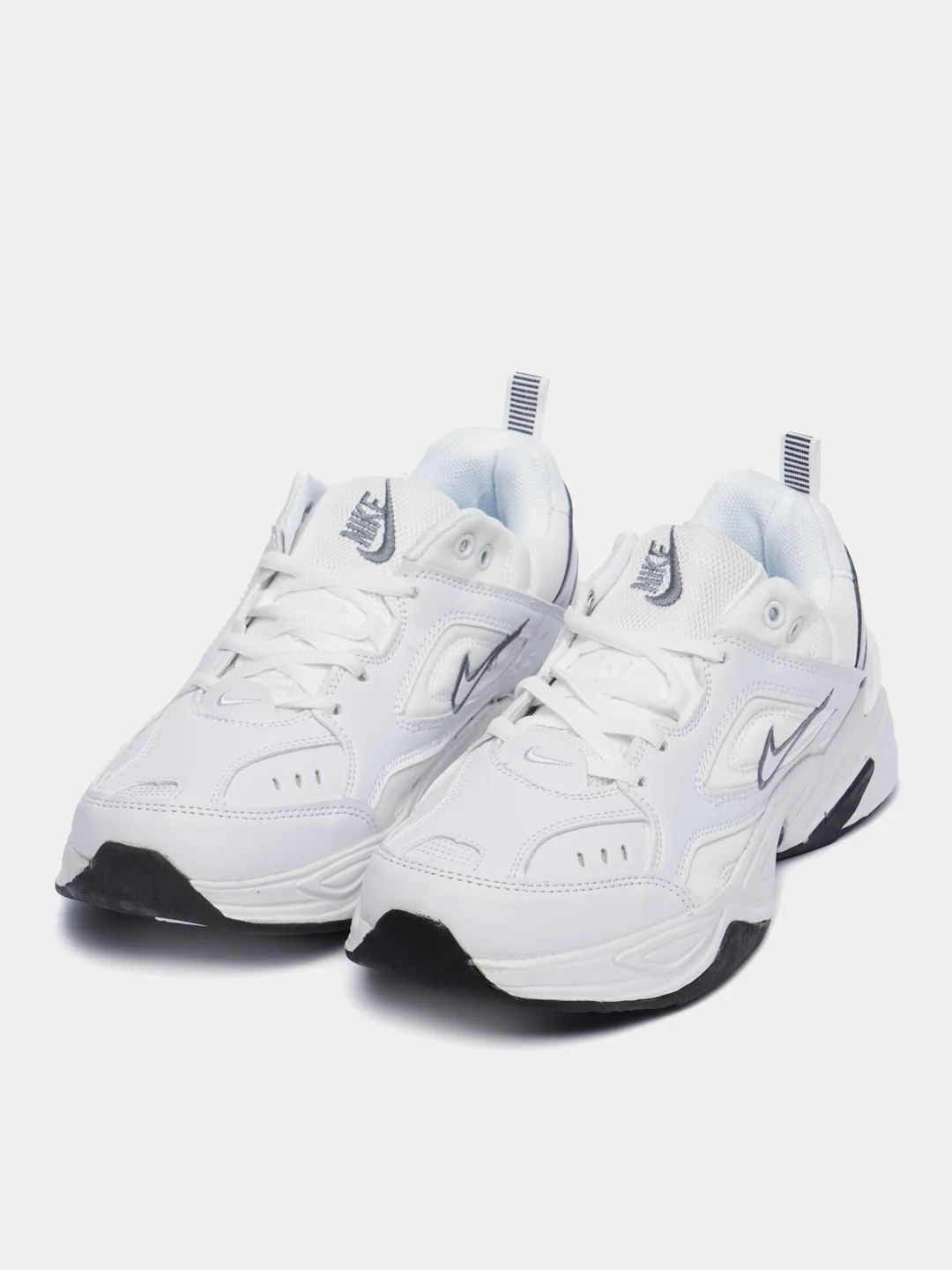 Белый мужские кроссовки с логотипом Nike m2k tekno