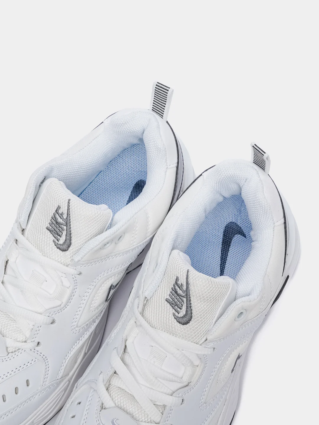 Белый мужские кроссовки с логотипом Nike m2k tekno