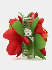 Белый заколка