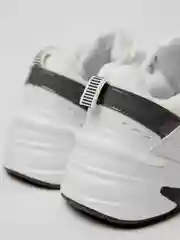 Белый женские кроссовки с логотипом Nike m2k tekno