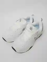 Белый женские кроссовки с логотипом Nike m2k tekno