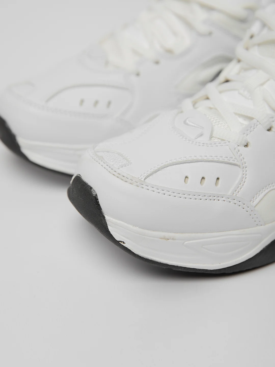 Белый женские кроссовки с логотипом Nike m2k tekno
