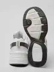 Белый женские кроссовки с логотипом Nike m2k tekno