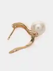 Серьги женские из медицинского сплава в виде жемчужины