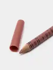Коричневый карандаш для глаз