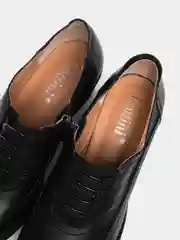 Черный ботинки женские на каблуках