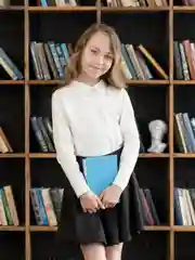 Джемпер для девочки Утенок, школьный