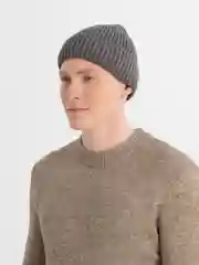 Серый мужская шапка