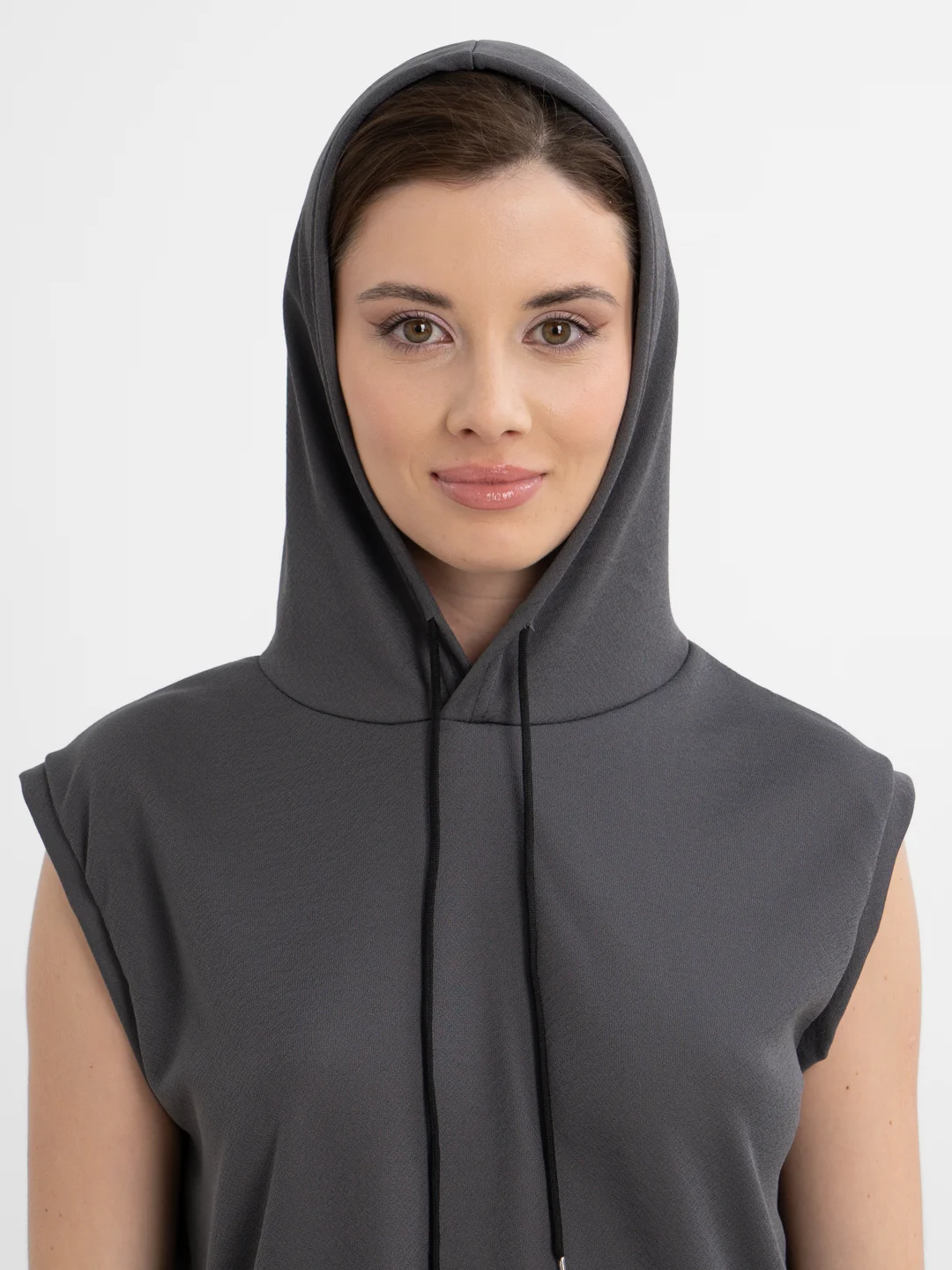 Trend D / Футболка женская серая с капюшоном Unisex