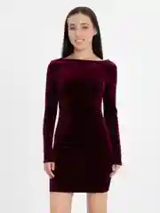 Женское платье облегающее