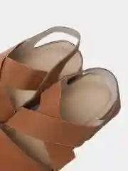 Сандалии женские