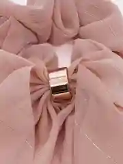 Конфетный резинка с лентой и кольцом