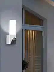 Камера видеонаблюдения уличная WiFi iFEEL Sunny IFS-CL002 поворотная с фонарем и сиреной