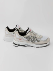 Мужские кроссовки с логотипом Asics