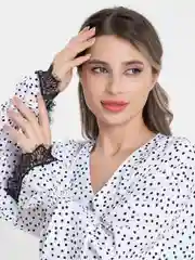 Белый платье женское с рюшами