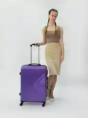 Фиолетовый чемодан на колесах, дорожный, пластиковый, размеры S, M, L