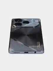 Зеленый смартфон Tecno POVA 6 Pro 5G 12/256 Gb