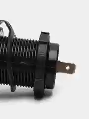 Зеленый usb вместо прикуривателя с вольтметром