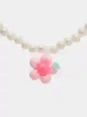Белый детские бусы с кулоном