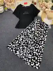 Белый женский комплект с юбкой